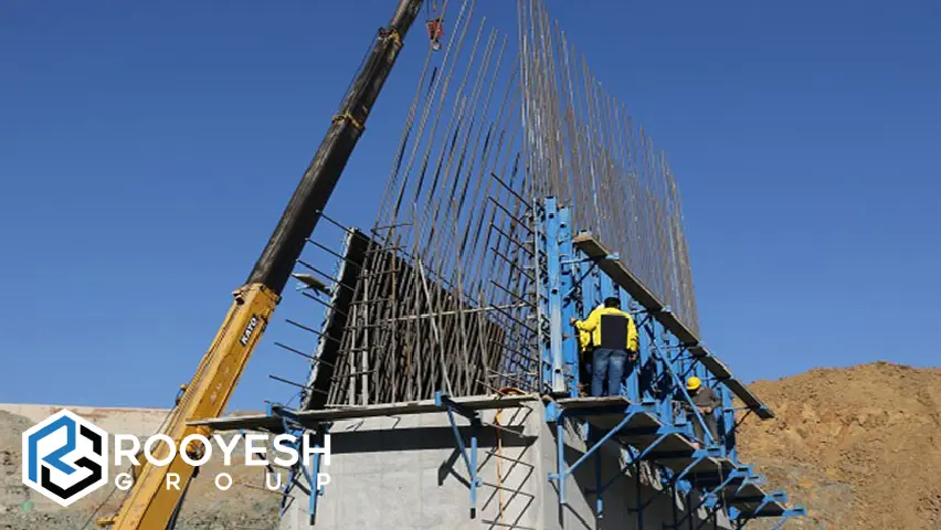 انواع قالب بتن بالارونده | کدام سیستم برای کدام پروژه؟